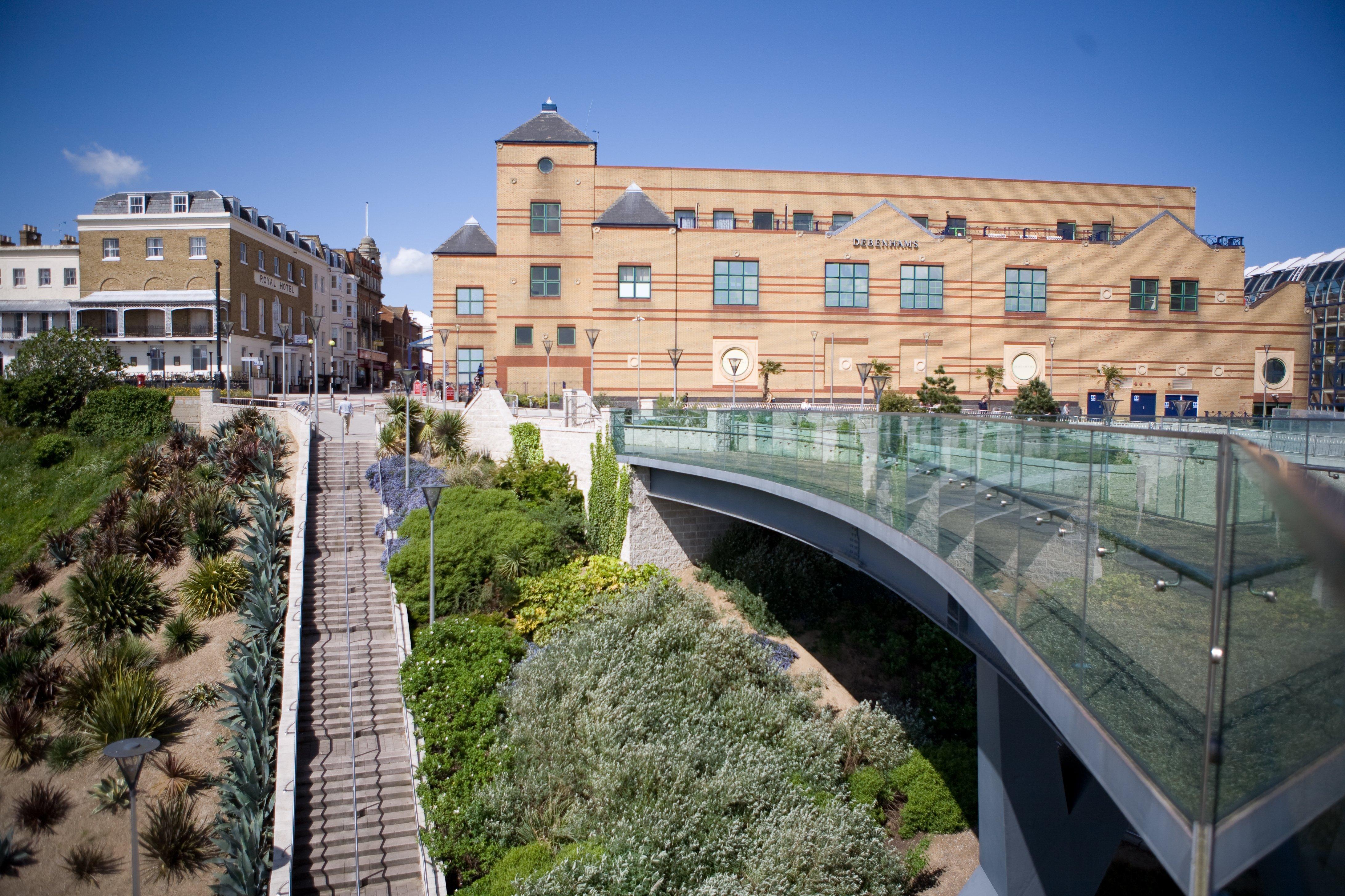 Holiday Inn Southend By Ihg Bagian luar foto