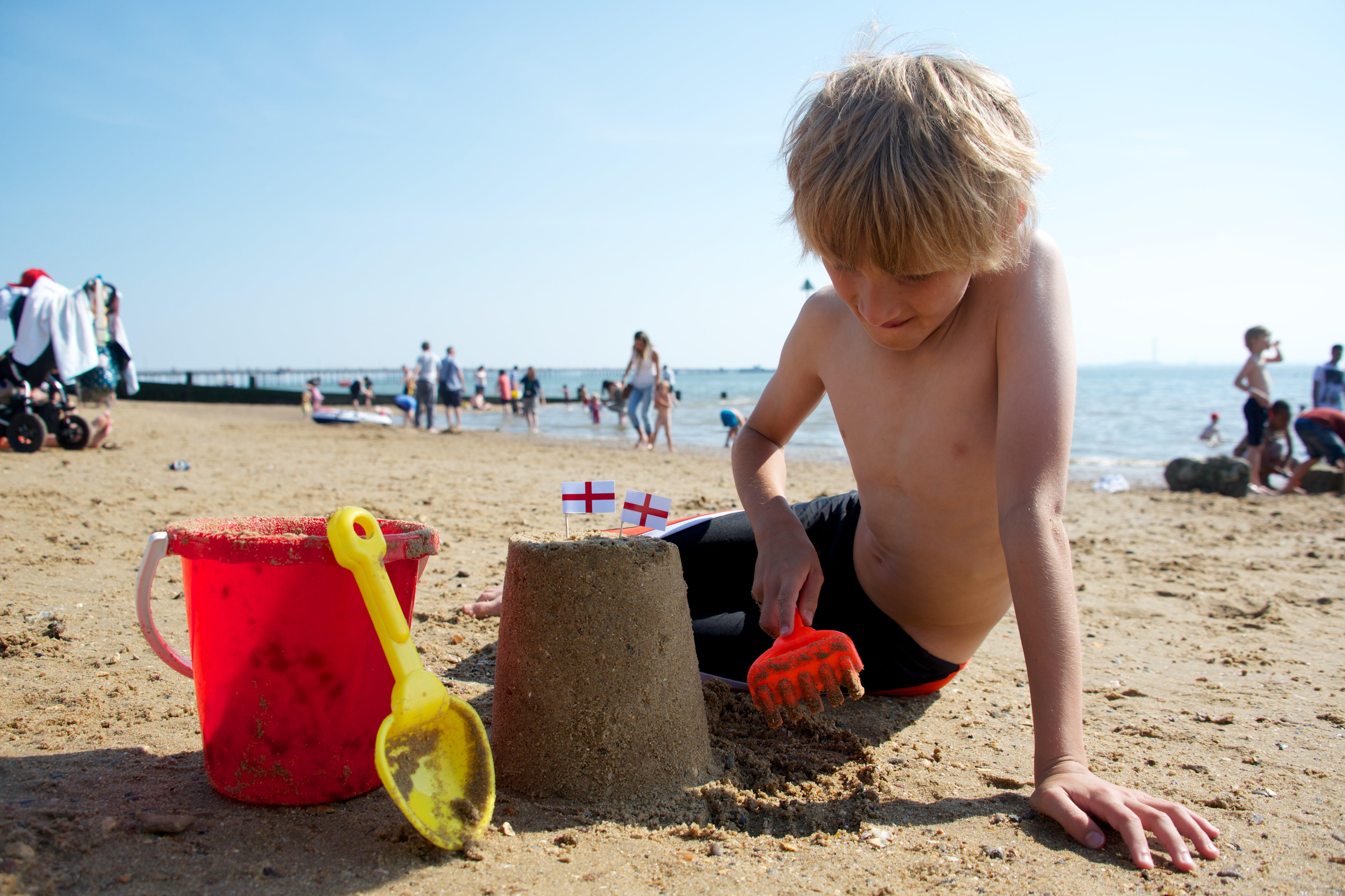 Holiday Inn Southend By Ihg Bagian luar foto