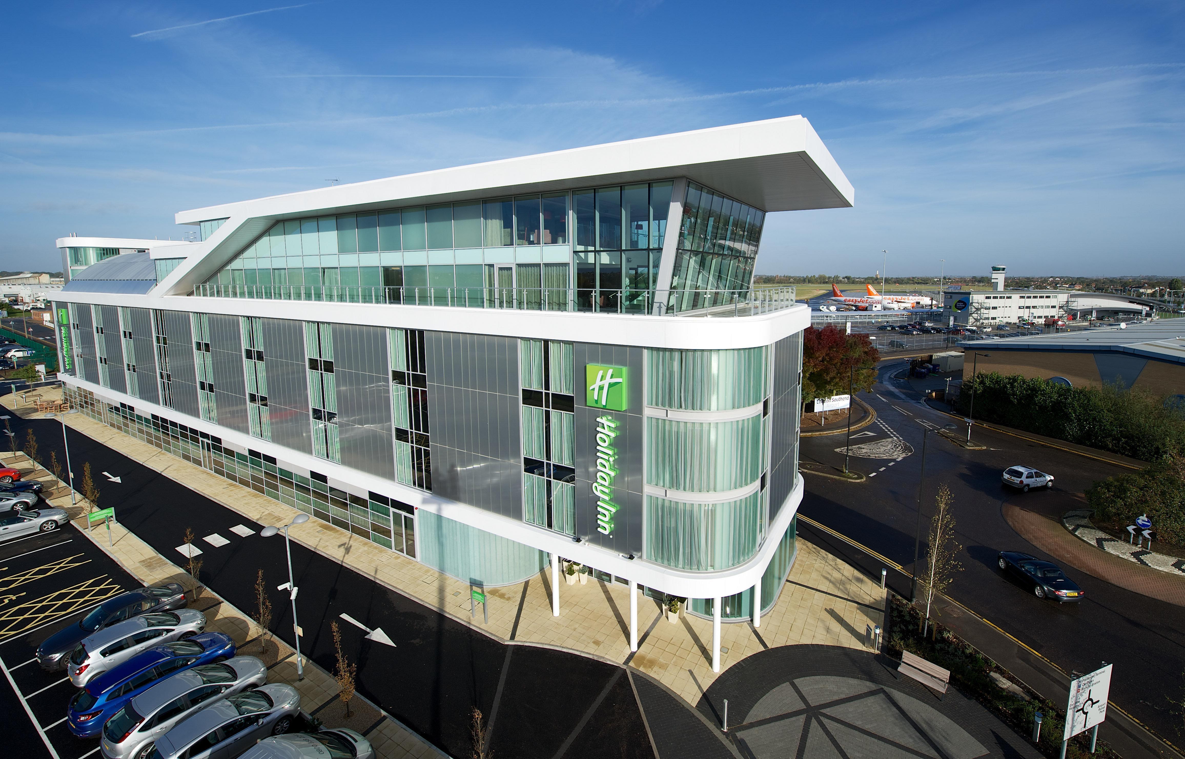 Holiday Inn Southend By Ihg Bagian luar foto
